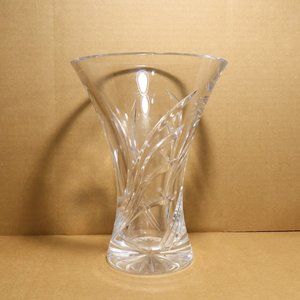 Large Crystal Vase 8.25in Tall 6.5in Wide at Top Unmarked